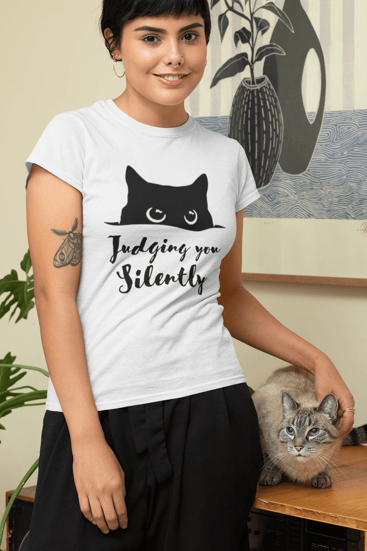 Judging You Silently - Cat Lover's Tee" - Entitee