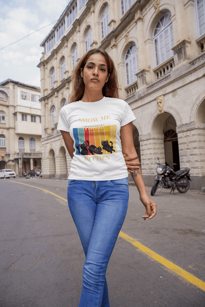 Show Me Those Kitties Classic Crew – Unisex Retro Cat Lover Tee - Entitee
